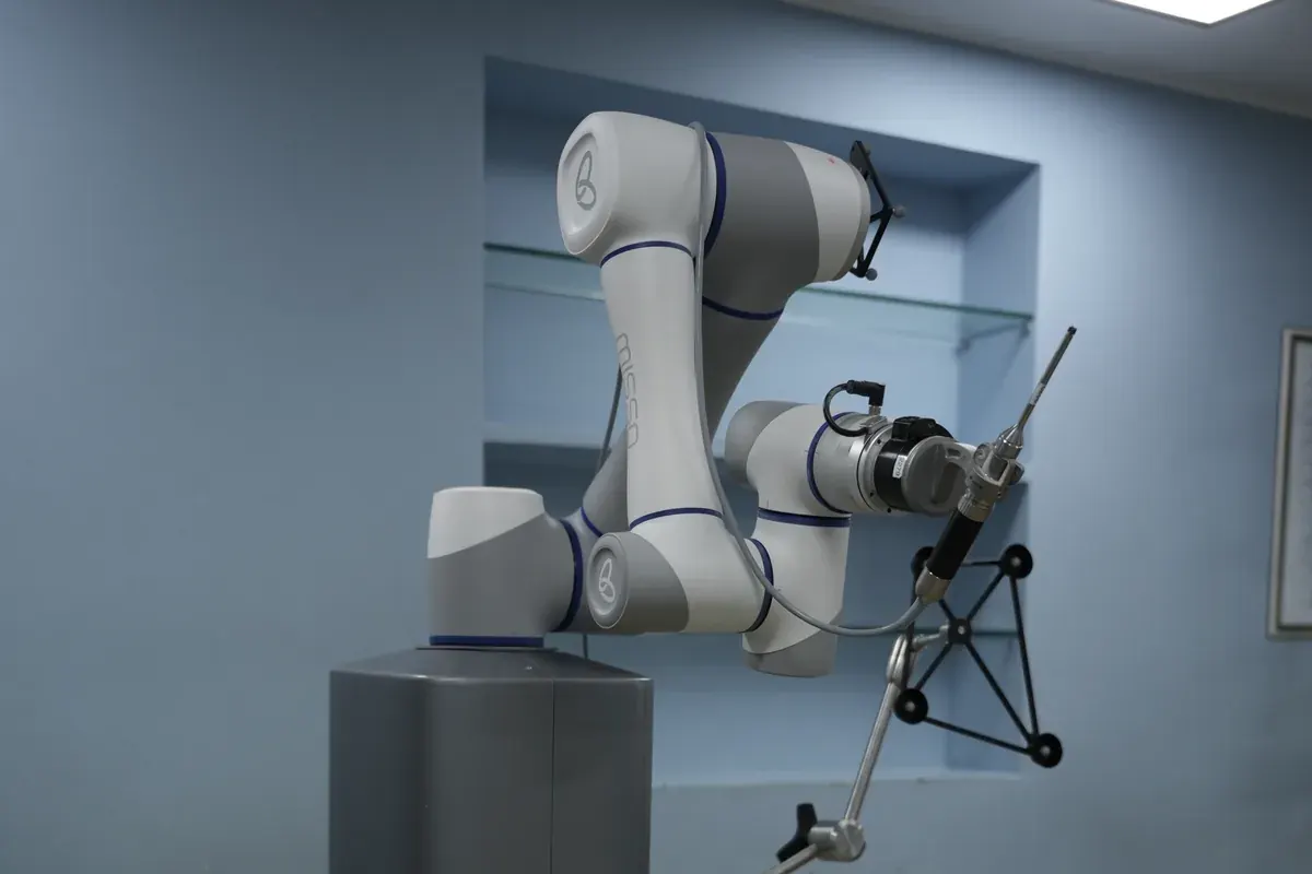 MISSO robotic system used for partial knee replacement